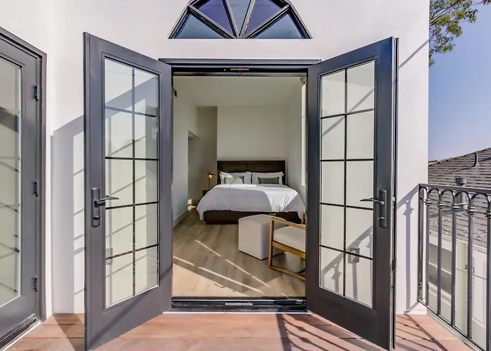 Casa Valerio - Boutique Suites In Downtown Santa Barbara